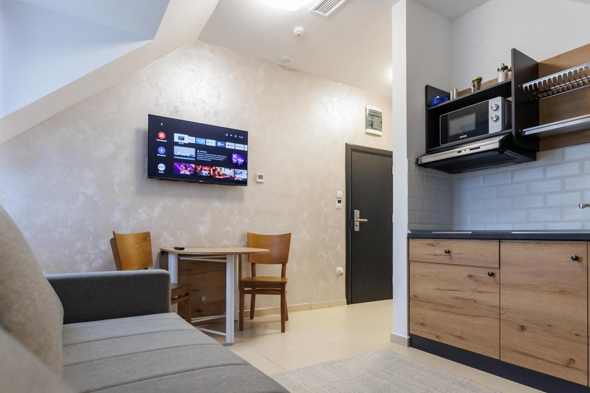 Navigator Hotel Палич Екстериор снимка